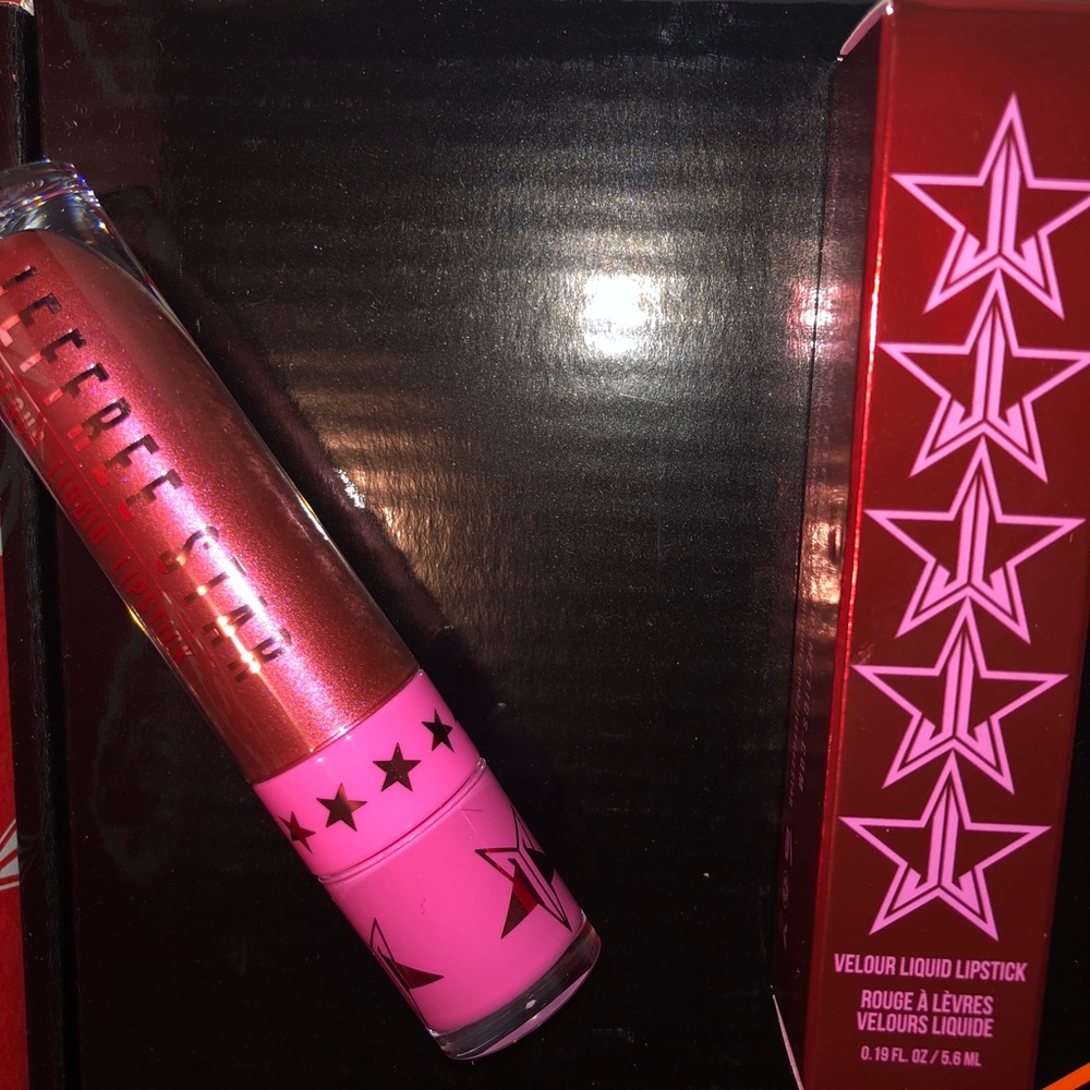 JEFFREE STAR MYSTERY VALENTINES LIPSTICK